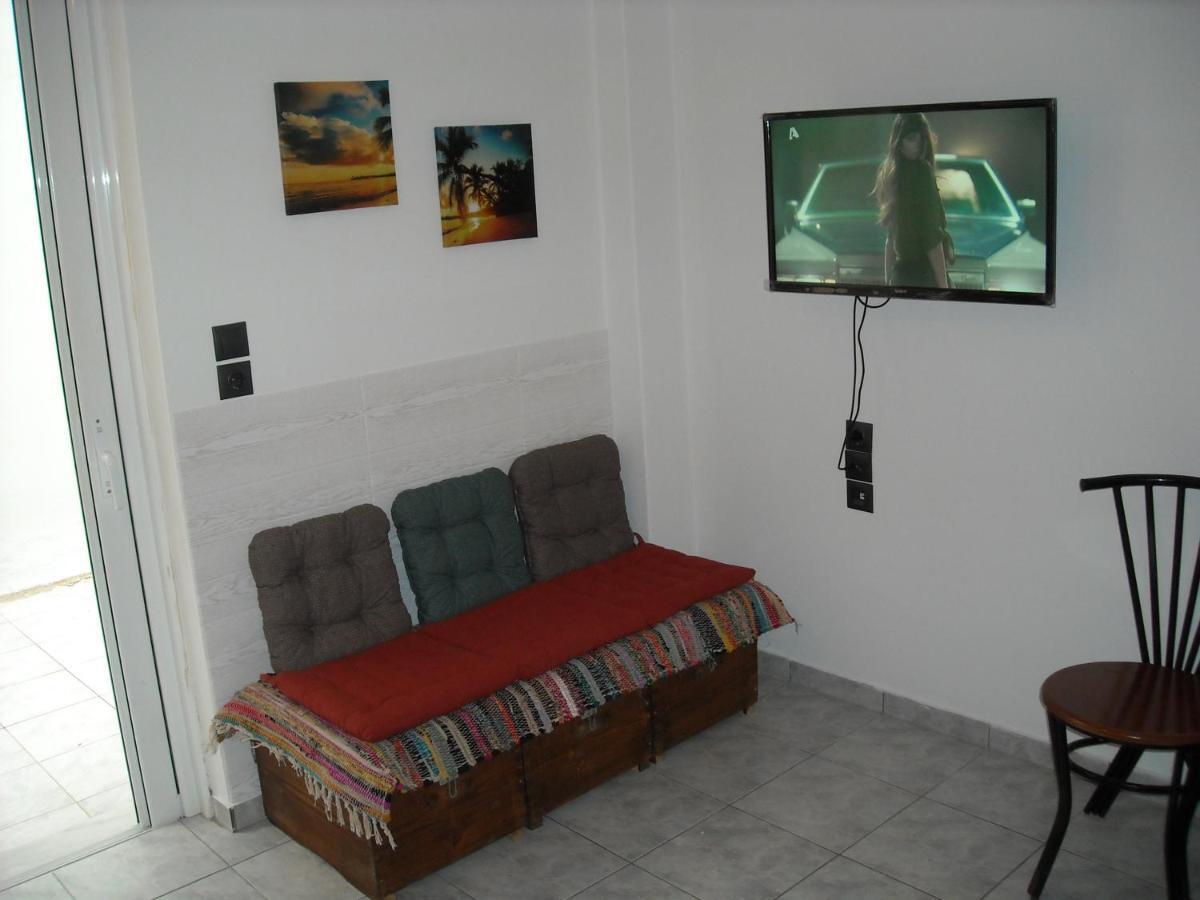 Kalamata Home, Marina Luaran gambar